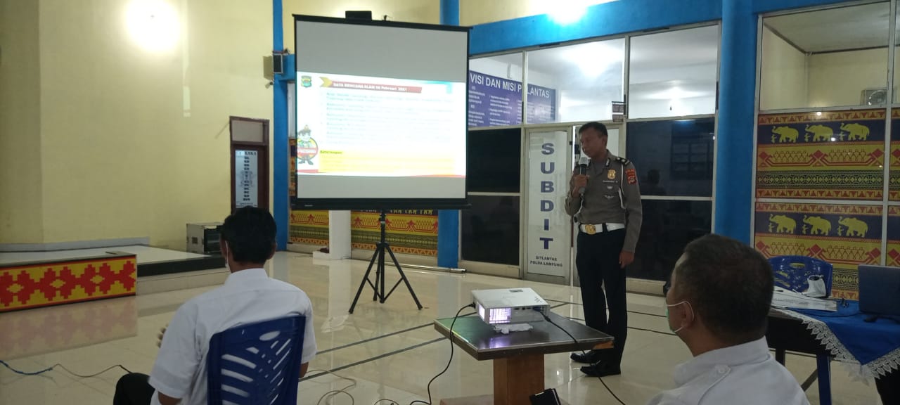 Antisipasi Kelancaran Sistem Tranportasi Darat, Dirlantas Polda Lampung dan Satlantas Polres Adakan Zoom Meeting Bersama Keemntrian Perhubungan