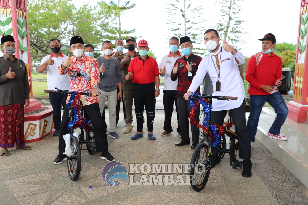 Bupati Lambar Mengajak Masyarakat Shodaqoh Menggunakan QRIS BSI