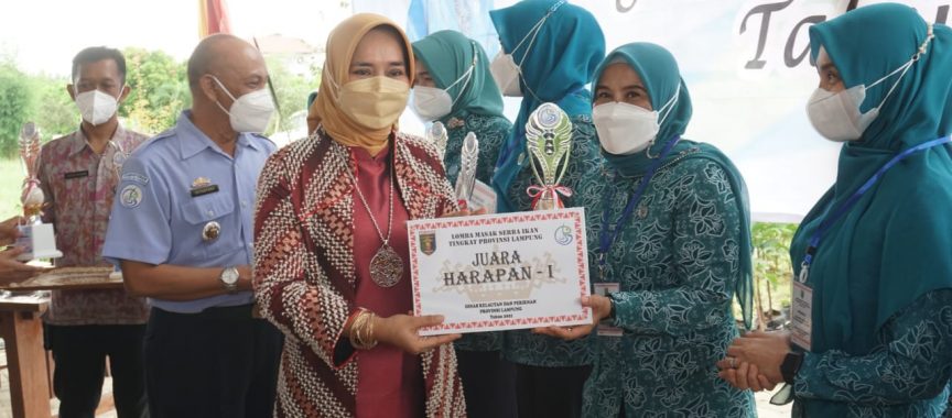 Ikuti Lomba Masak Serba Ikan, TP PKK Lamsel Sabet Juara