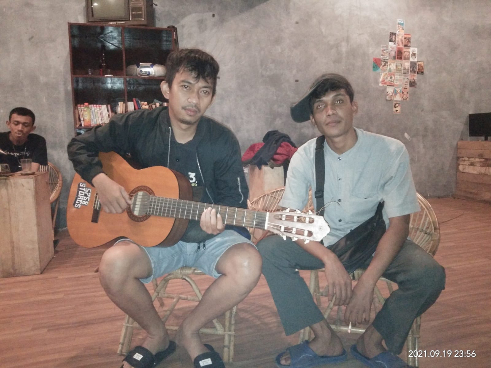 Colaboration Iqbal Cendrawasih Dan Ibnu RNB Lagu Toring “Tongkrongan Garing”