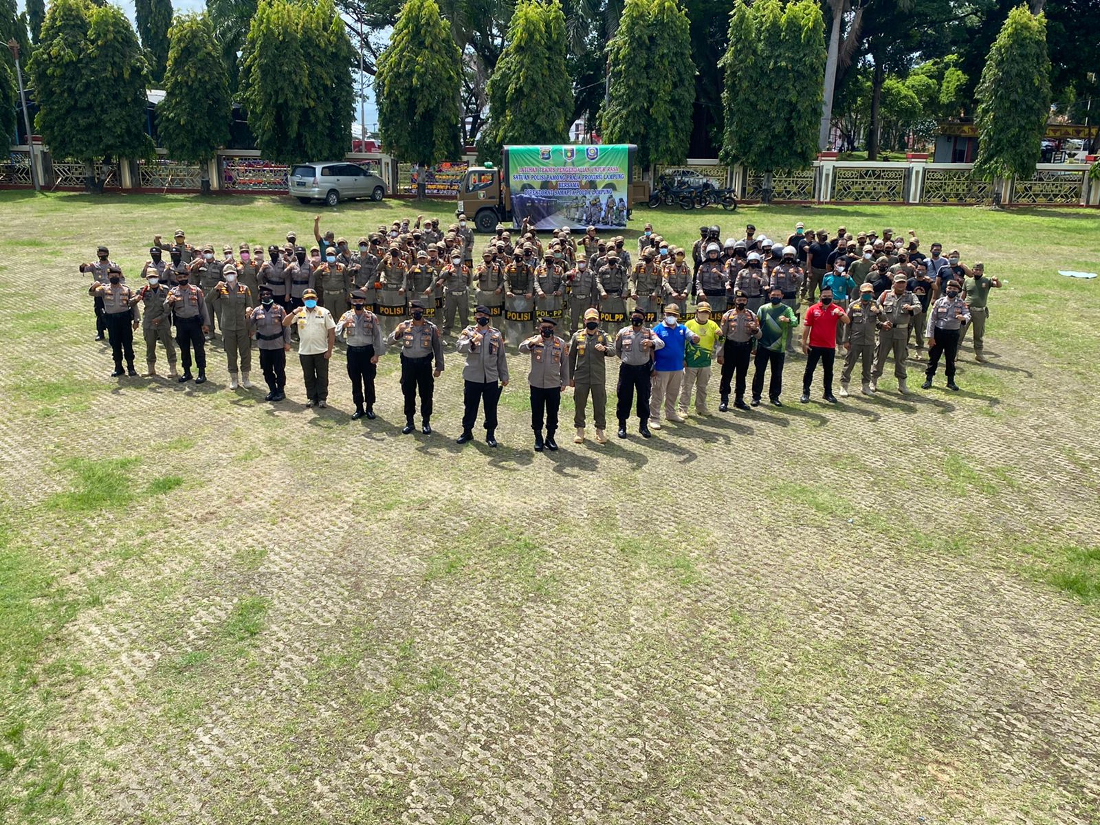 Dit Samapta Bekerjasama Dengan Satpol PP Dalam Latihan Teknis Pengendalian Unjuk Rasa