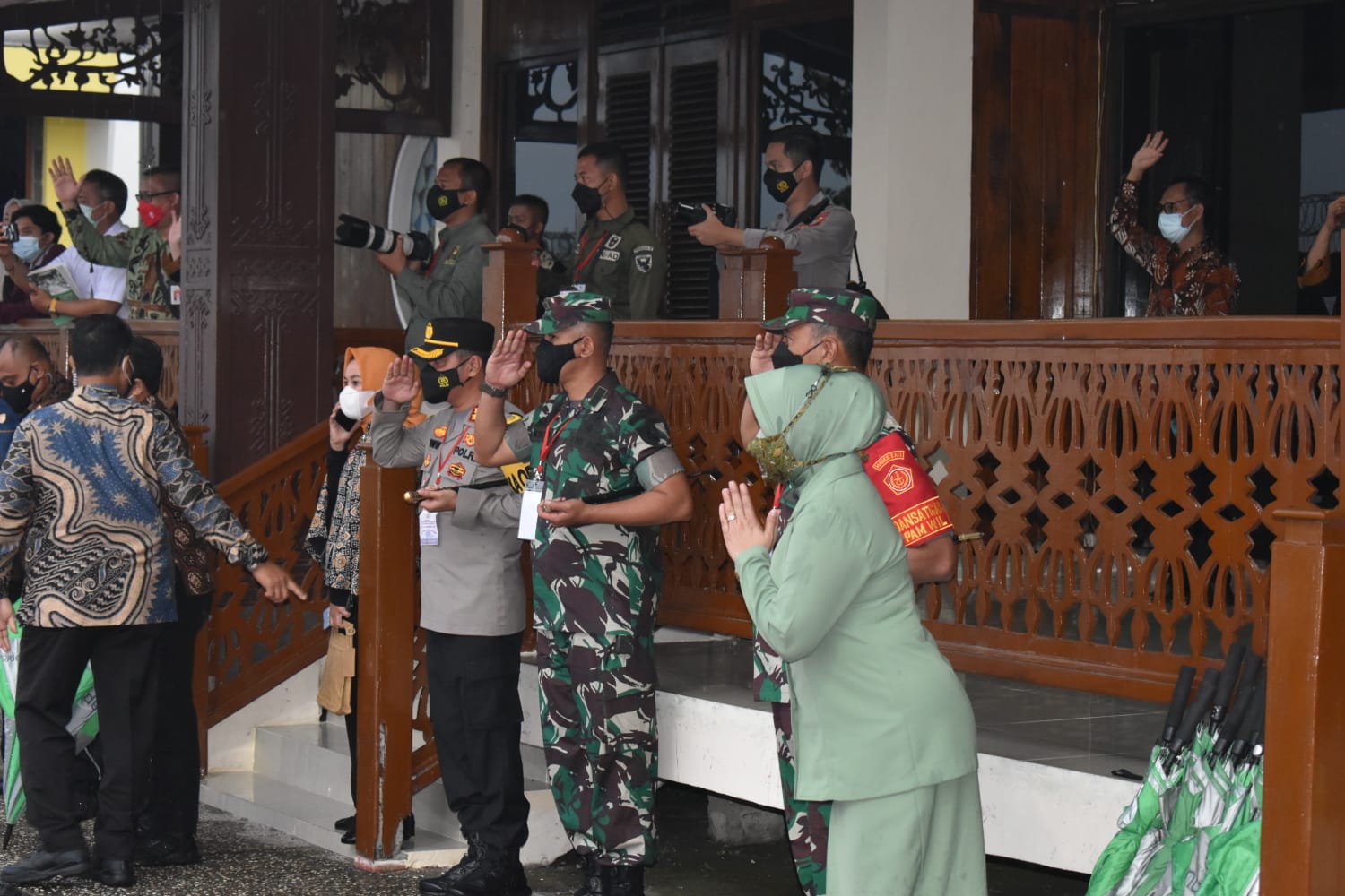 Kapolda Lampung hadiri undangan kegiatan Penutupan Muktamar NU ke-34 bertempat di UIN Raden Intan Bandar Lampung