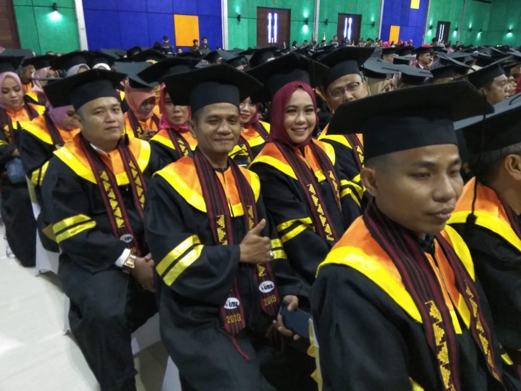 UBL Mendapatkan Beberapa Penghargaan Dihari Wisuda