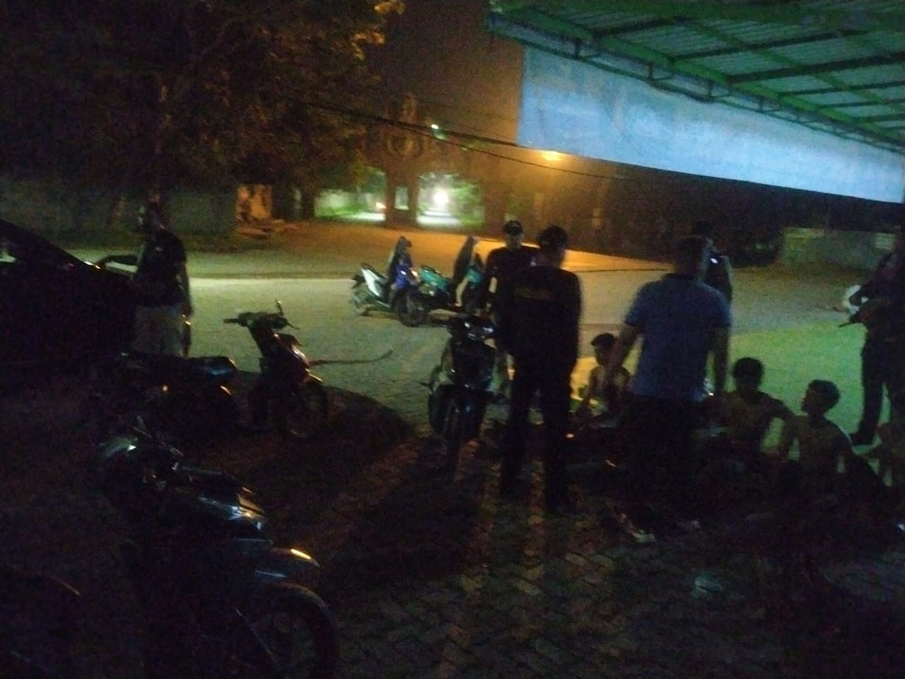 Patroli Malam, Polsek Sukarame Amankan Enam Remaja Yang Diduga Hendak Tawuran