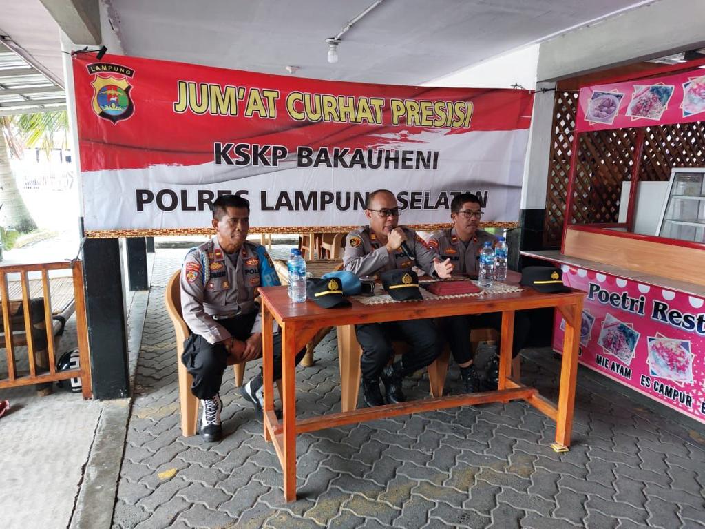 KSKP Bakauheni Cipta Kamtibmas Dengan Gelar Jum’at Curhat Di Areal Dermaga I Pelabuhan Bakauheni