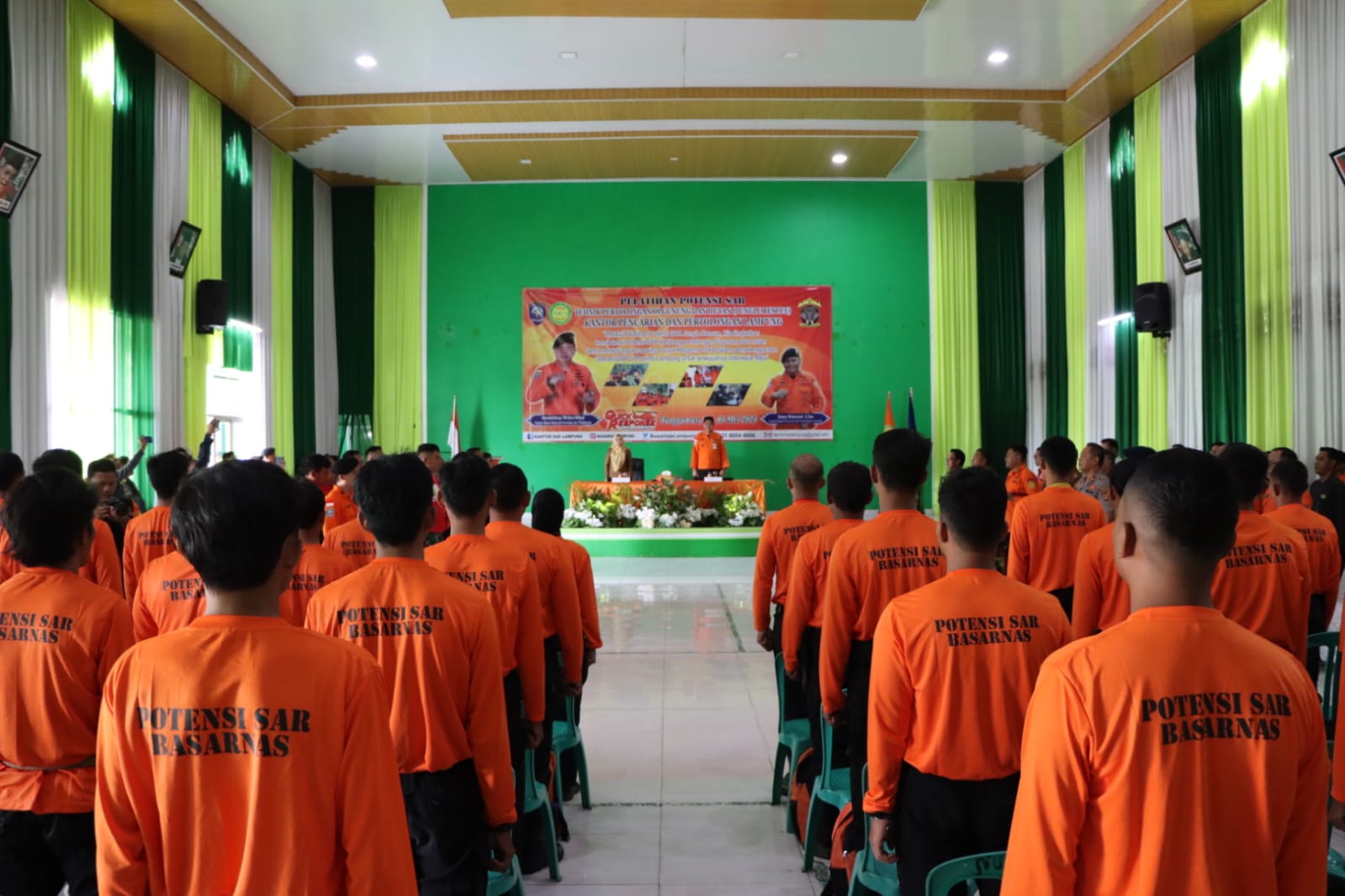 Dua Personel Polres Tanggamus Ikuti Latihan Potensi SAR di Gunung dan Hutan