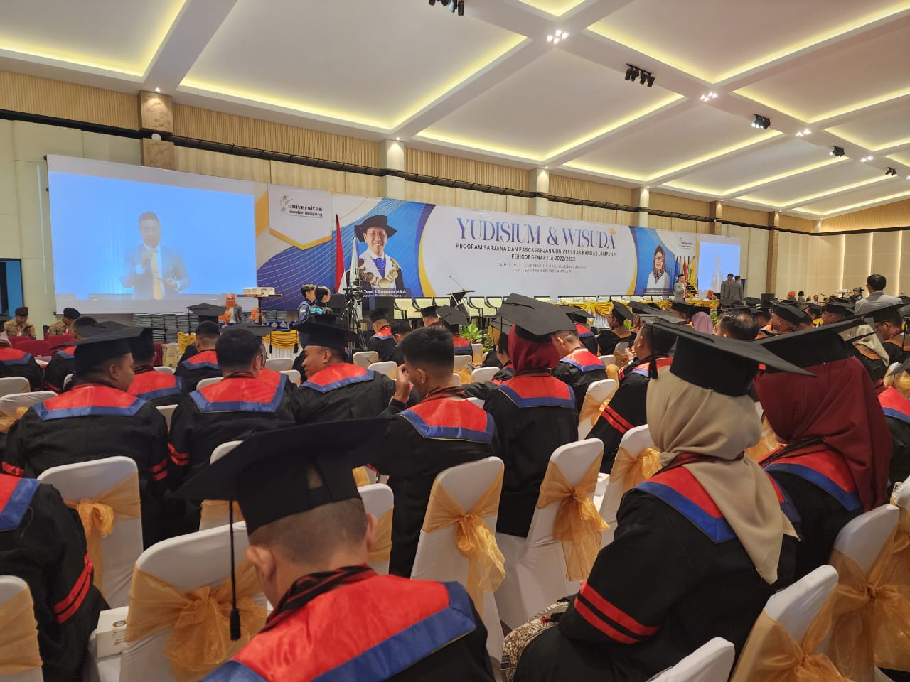 Wisuda 1040 Lulusan, Rektor UBL Paparkan Berbagai Capaian