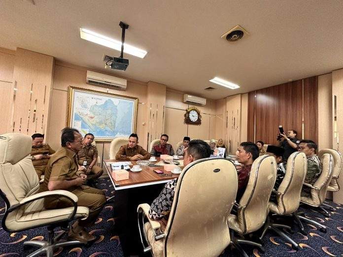 Mingrum Gumay Menerima Silaturahmi Jajaran Bawaslu Provinsi Lampung