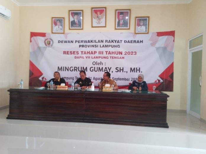 Mingrum Gumay Reses Tahap III di SMA N 1