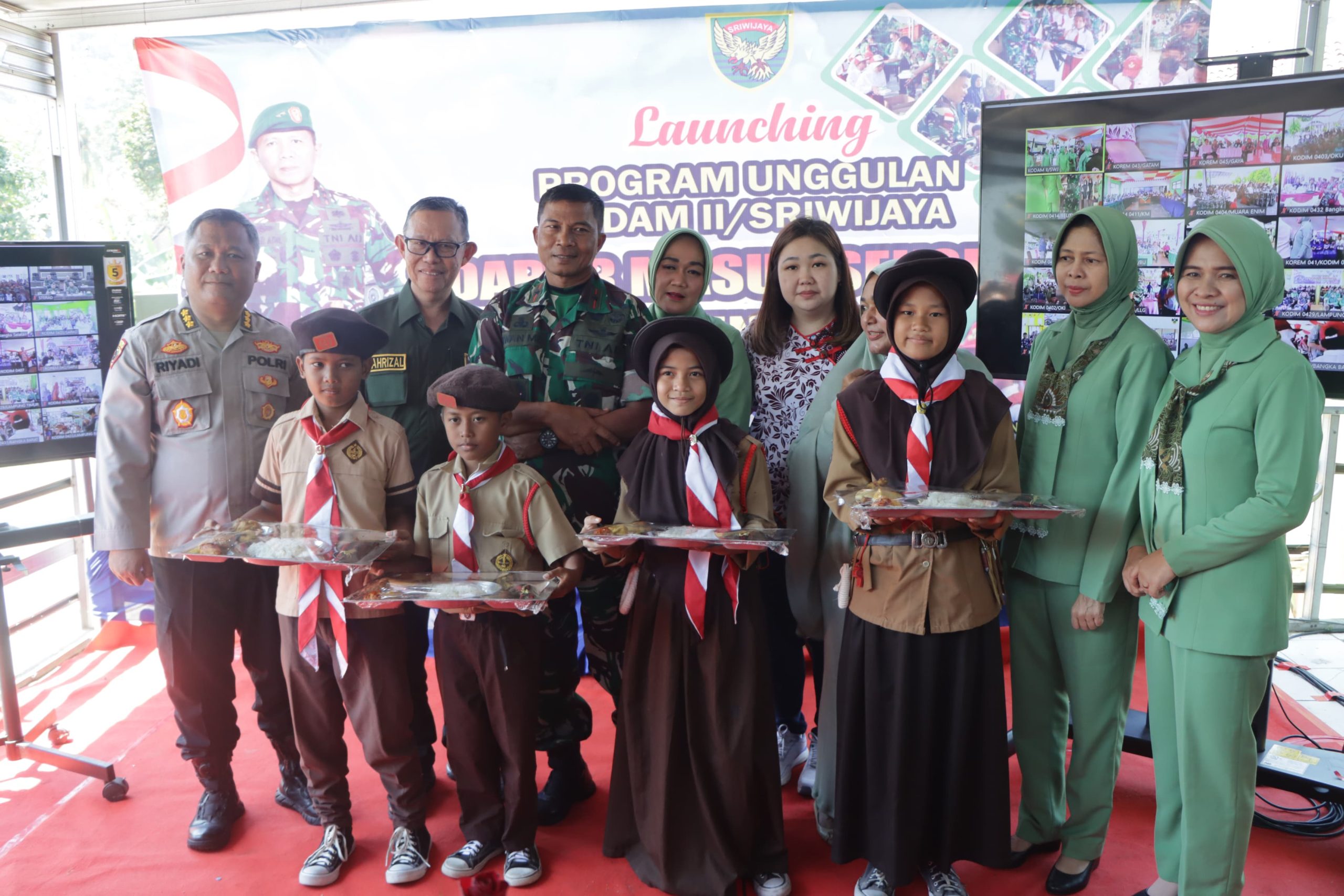 Sekretaris Daerah Provinsi Lampung Hadiri Launching Program Unggulan Kodam II Sriwijaya ‘Dapur Masuk Sekolah’ Tahun 2023