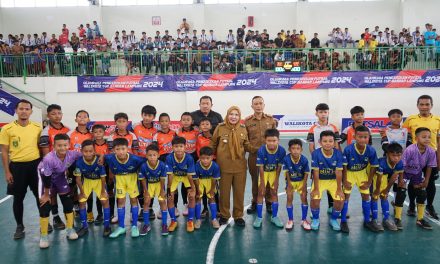 Hj. Eva Dwiana Membuka Perlombaan Futsal Walikota Cup Bandar Lampung Tahun 2024